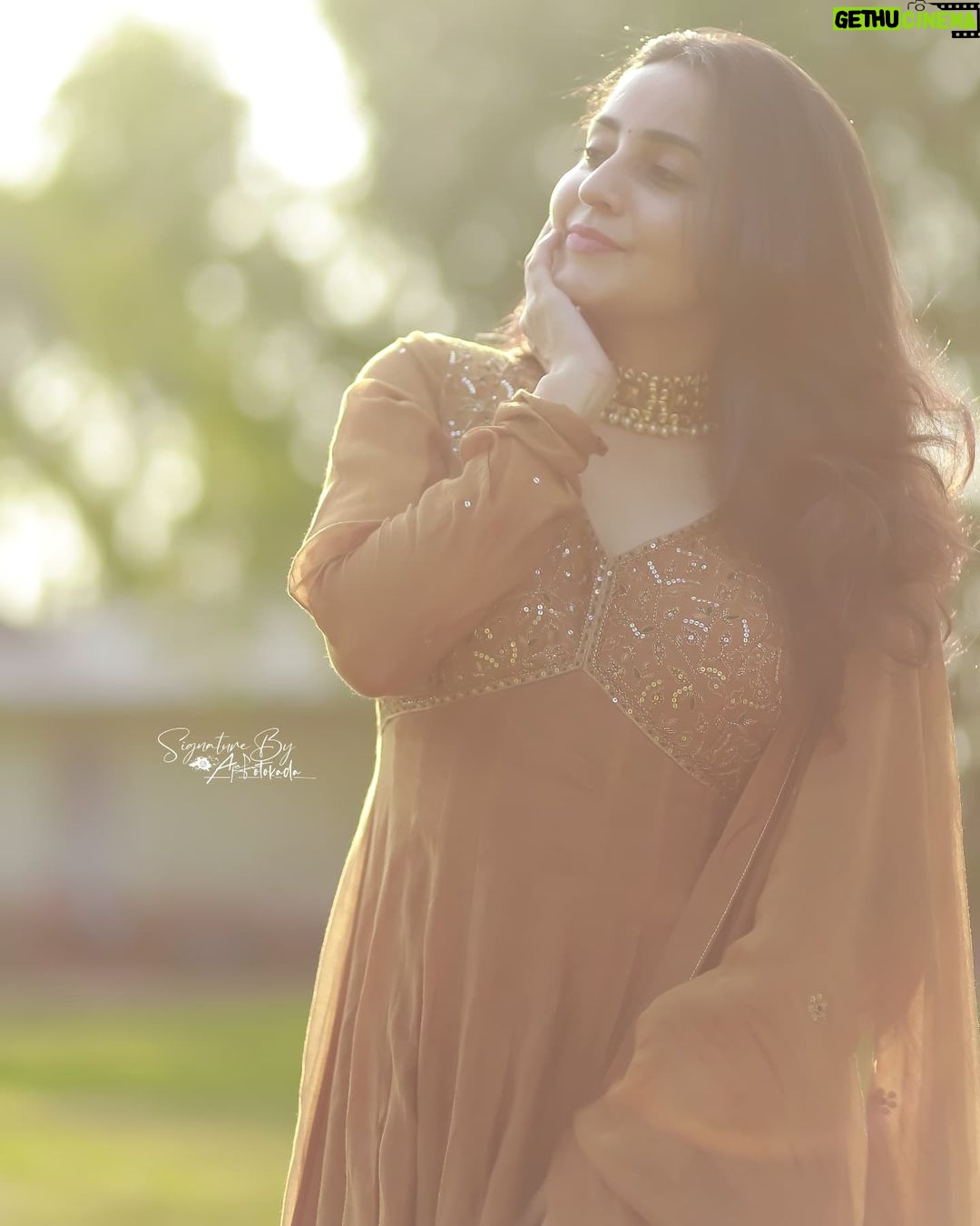 Bhama Instagram - @ajinfotokada 🍃 @kalaakaari 🍃