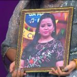 Bharti Singh Instagram – Fun ho jaata hai double, jab #BhartiSingh ki masti de jaati hai sabhi ko laughter ka dose! 😂 Dekhiye #SRGMPLilChamps, Sat-Sun, raat 9 baje, sirf #ZeeTV par.
#SRGMPLilChampsDigital #DadaKiDadagiri

@anumalikmusic
@neetimohan18
@shankar.mahadevan
@bharti.laughterqueen
@fullscreenentertainment
@kumarsanuofficial
@rohitshyamraut
@officialsalman.ali
@rishabhchaturvediofficial
@saylikamble_music
@rupalijagga
@officialnitinkumar1
@bakshi.atharv
@devikasharmasinger
@dnyaneshwari_gadage_official
@harsh.sikandar.official
@jetshen_dohna_official
@rafayeasmin