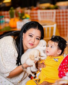 Bharti Singh Instagram - ❤️🧿#Meragolla❤️🧿🤗 📸 @simrangill_photography