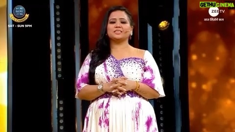 Bharti Singh Instagram - Aap sabhi ko hansa-hansakar lotpot kar dega, mera masti bhara andaaz. π Dekhiye #SRGMPLilChamps, Sat-Sun, raat 9 baje, sirf @zeetv par. @anumalikmusic @neetimohan18 @shankar.mahadevan @fullscreenentertainment @_arohi_soni @officialatanumishra
