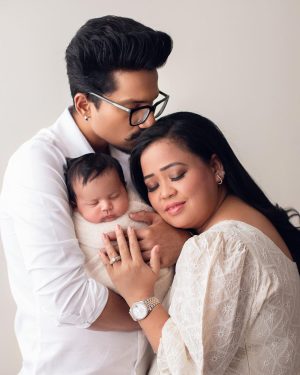Bharti Singh Instagram - Best 9 months of my life 🧿
My Golla ❤️ @laksh_singhlimbachiya 

Outfit: @aachho
PR & Stylist: @dinky_nirh 
Assisted by: @latashamelwani 
Shot by: @thelooneylens
Golla shoe- @gbny