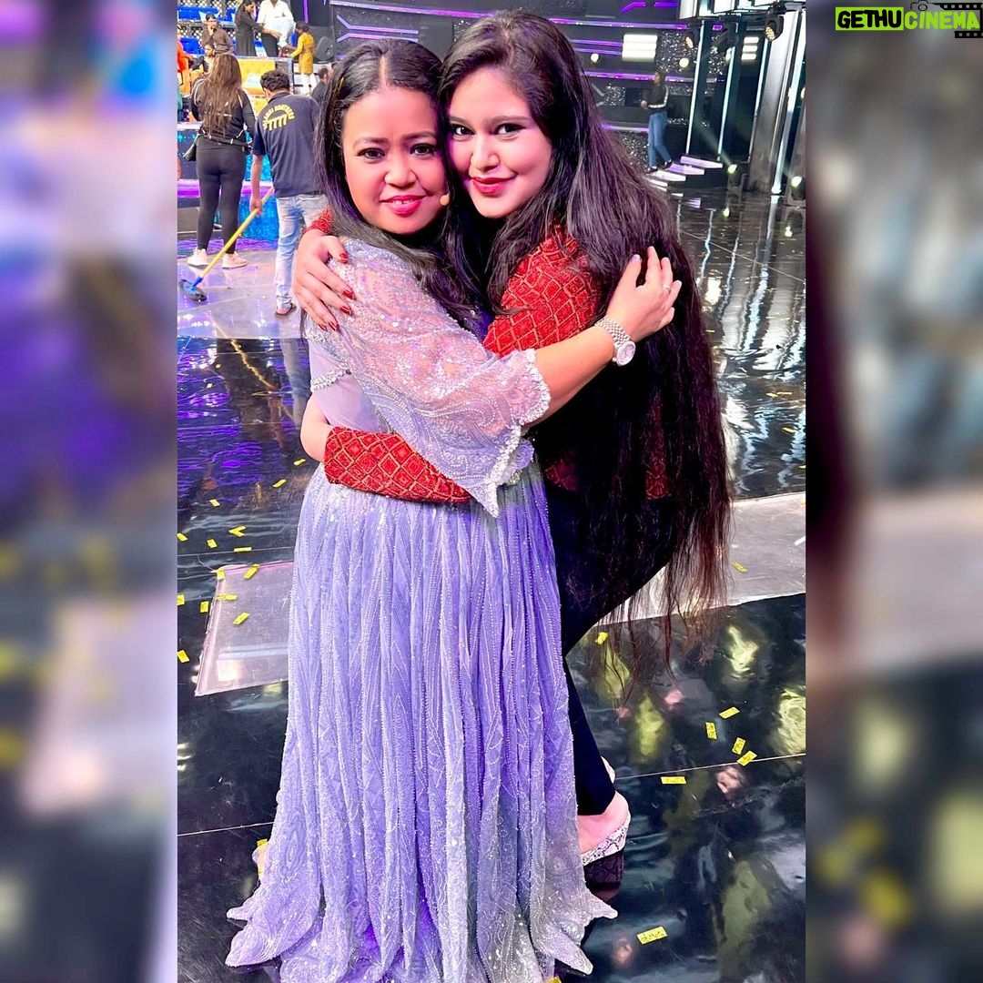 Bharti Singh Instagram - Love love love and only love for my favourite girl! My cutest @bharti.laughterqueen your biggest fan and your lil sister loves you the most! ✨♥️😘 . #bhartisingh #love #snehatic #snehashankar #explore #foryou
