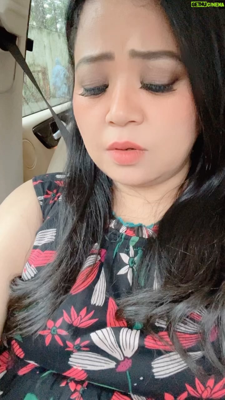 Bharti Singh Instagram - aree yaar kitna mushkil hai serious hona 🫣main aisi nahi hoon🤣🤣🤣🤣🤣 #reelitfeelit