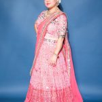 Bharti Singh Instagram - Mika Di Vohti kon banegi dekhiye aaj raat 8pm on @starbharat ❤️ Jewellery by - @ratanjewellers Maang tikka and Bangle- @the_jewel_gallery styled by- @harshalds 📸 - @shivangi.kulkarni