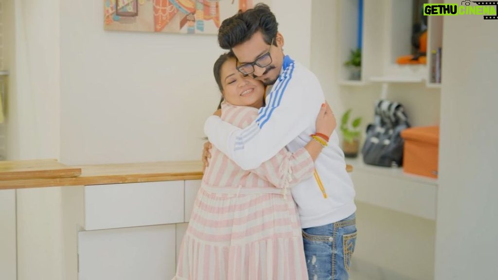 Bharti Singh Instagram - We are super excited to be parents and the wait is almost over! But if you ask me, the preparation has been really fun because you are never going to get back these days. So, we created this video to show you how our shopping for the baby has been going. We got the entire plant powered baby care range from @mothersparsh including the 99% pure water baby wipes that are as good as cotton and water. They are made with plant-derived biodegradable fabric, which means it will be safe and comfortable for our child. As you can see, we are all ready to welcome our little one home! #collaboration