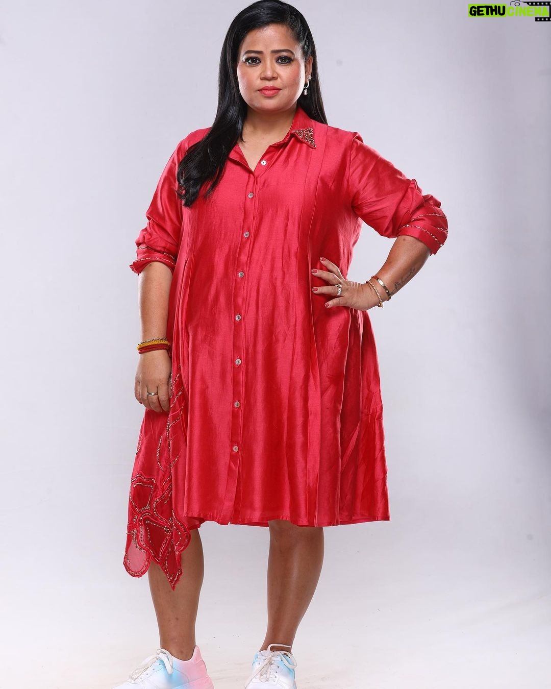 Bharti Singh Instagram - ❤️Love❤️ dress by- @trumpetvineofficial