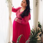 Bharti Singh Instagram - Hum Teeno ki tarf se aap sab ko Happy Holi❤️ #babycomingsoon #babylimbachiyaa #momtobe #dadtobe #bhartisingh #haarshlimbachiyaa Shot by: @thelooneylens ❤️ Styled by: @dinky_nirh ❤️ Outfit: @bumpsandfrills ❤️ Hair: @noorjahan2454 Make Up: @vishnu9352 harsh make-up- @ali.shaikh.9047 hairstyles- @yogesh__hairstylist