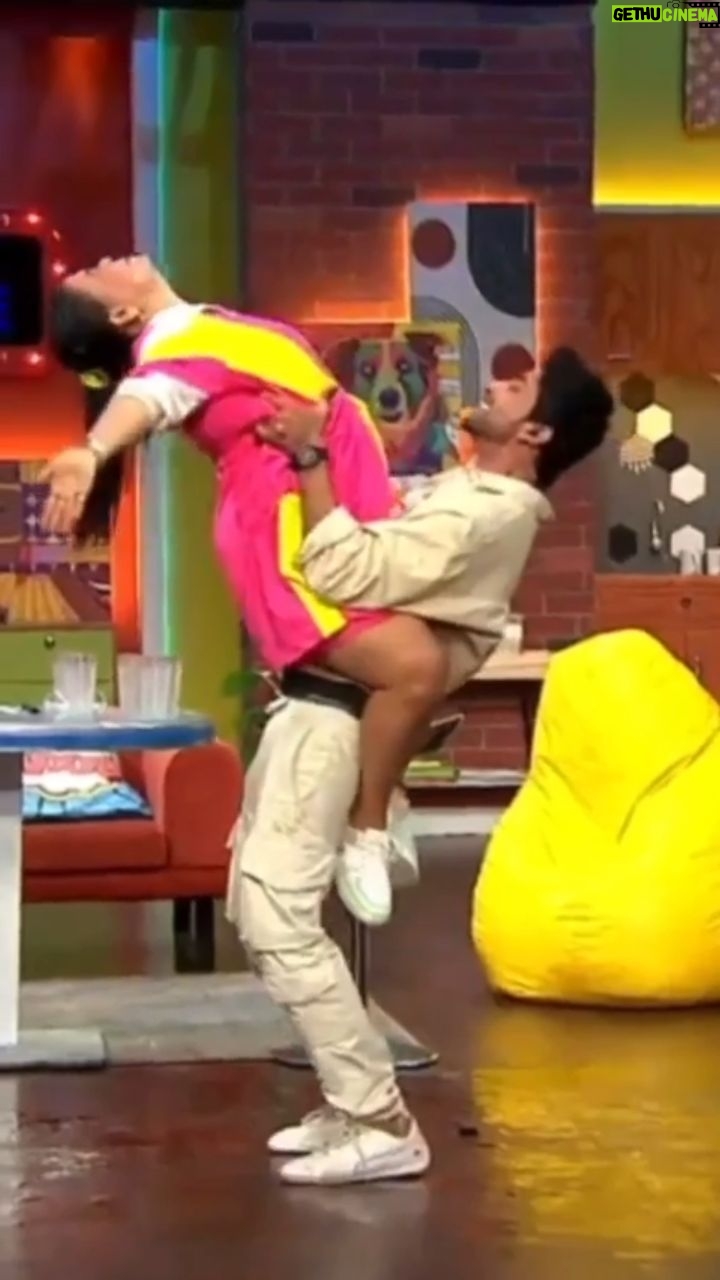 Bharti Singh Instagram - Baaki sab chodo ye chemistry dekho 😍 @bharti.laughterqueen we were fire