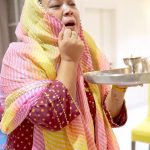 Bharti Singh Instagram - Maa hai toh thoda Bollywood wala drama must hai, #ColorsCineplex hai toh Filmien must hai.
