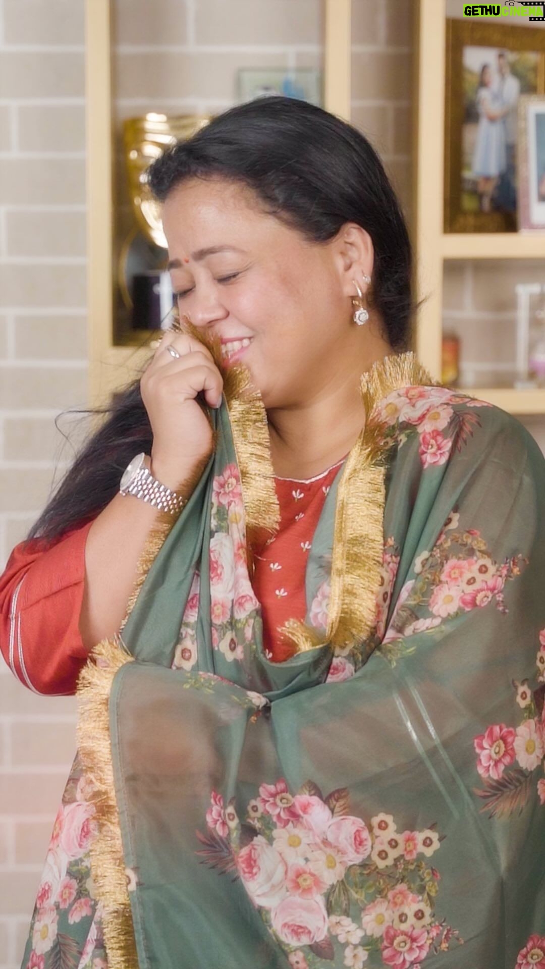 Bharti Singh Instagram - Saara zamaana, Myntra ke fashion ka deewana! 😉 Ab mere bhi outfit ki photos viral honge jab main dikhungi Extraordinary Har Din. You can also be your own superstar. Get this look from @Myntra . . . . . #BeExtraordinaryEveryday #MyntraExtraordinaryEveryday #BeAStarWithMyntra #myntra #ad