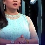 Bharti Singh Instagram – Masti ho ya laughter, #BhartiSingh tod hi deti hai har meter! 😎
Dekhiye #SRGMPLilChamps, Sat-Sun, raat 9 baje, sirf #ZeeTV aur kahin bhi kabhi bhi Zee5 App par. 

#JashnKiRaat #BlockbusterFinale #ZeeTVReels #ZeeOnTheGoReels

@shankar.mahadevan 
@anumalikmusic 
@neetimohan18 
@fullscreenentertainment 
@varundvn 
@hegdepooja 
@kritisanon 
@ranveersingh
@itsrohitshetty 
@therealkarismakapoor