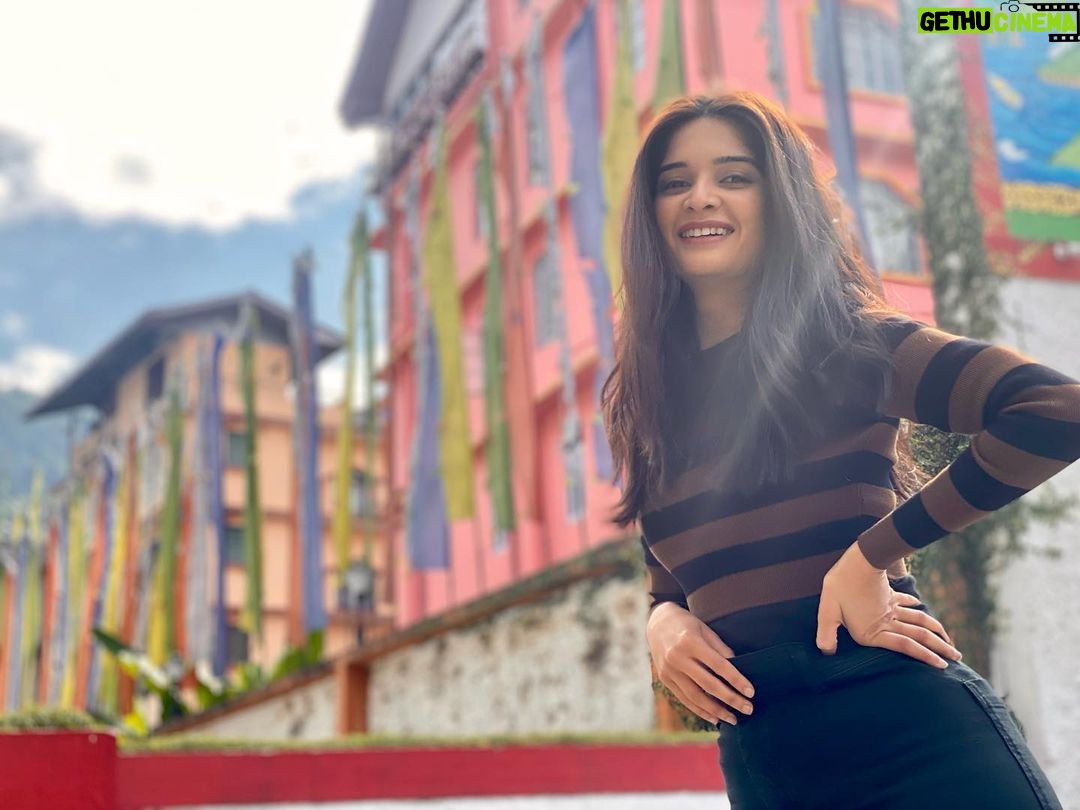 Bhavika Sharma Instagram - 2022 #happynewyear Gangtok, Sikkim