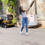 Bhavika Sharma Instagram - Rate my Cricket Skills? 🤪🏏 . . Visit www.paytmfirstgames.com to get started with your Fantasy Teams. @PaytmFirstGames 📲 . . #PaytmFirstGames #PaytmFirstGamesAnthem #Cricket #IPL2021 #MI #RCB #CSK #KKR #SRH #PBKS #DC #RR #feelkaroreelkaro #feelitreelit #trending #BackTogether Song by Mayur Jumani