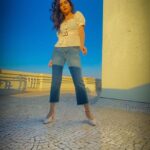 Bhavika Sharma Instagram - This belongs to everyone, so enjoy the sunlight 🔆