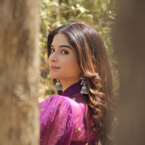 Bhavika Sharma Instagram - Pick your favourite 💞

📷:- @creative_titu_01