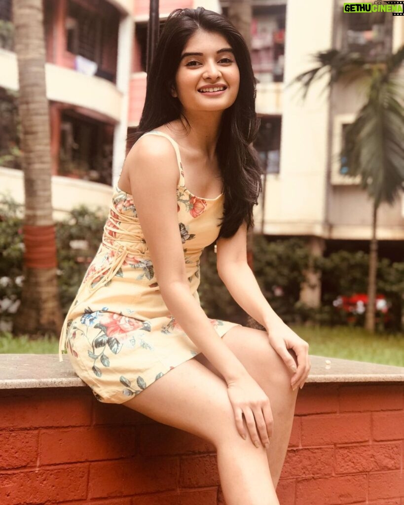 Bhavika Sharma Instagram - A smile is the prettiest thing you can wear💛 #riseandshine