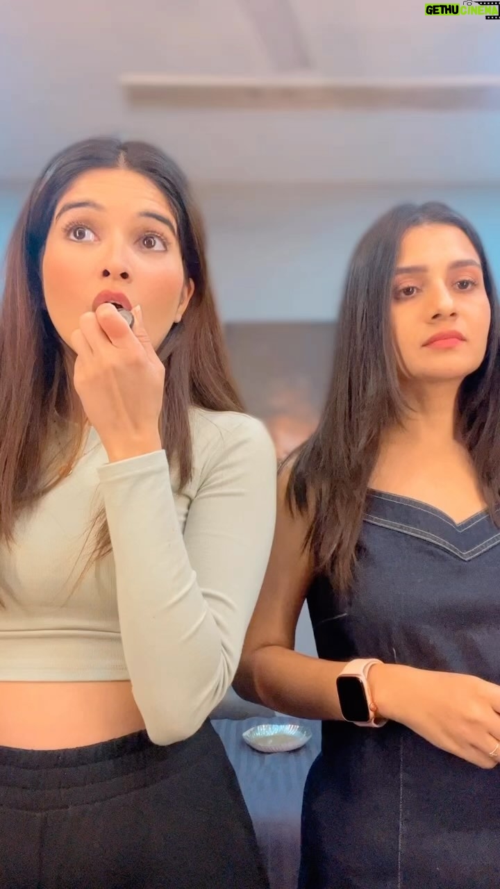 Bhavika Sharma Instagram - Karegi mazak?😂 @dharttibhatt #reels