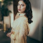 Bhumi Pednekar Instagram - Call me, Bhumi Rani ✨ . . . Wearing @toraniofficial Styled by @tanghavri Hair @hairstories_byseema Makeup ✋🏻 Clicked by @lisadsouza Glasses and bag @prerto