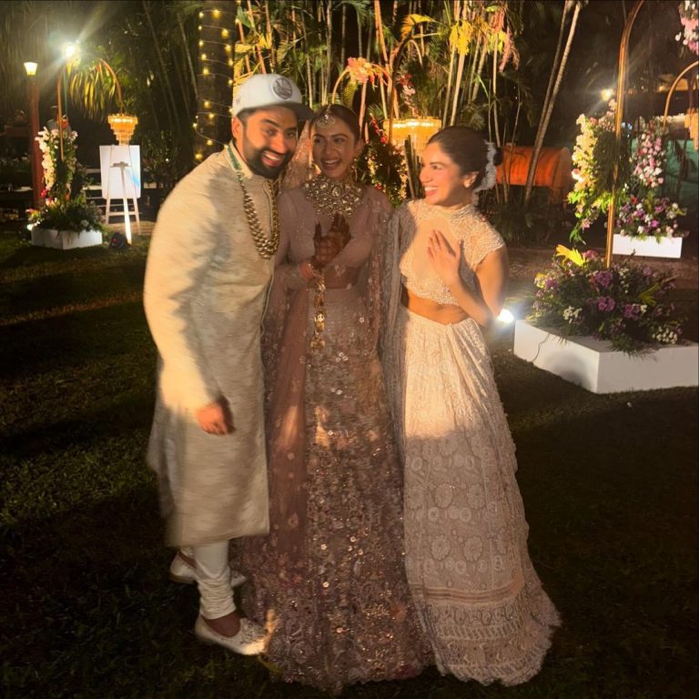 Bhumi Pednekar Instagram - I’ve never met 2 people that are so alike, just meant to be together. Wishing my lovelies the best life ahead ❤️ @rakulpreet @jackkybhagnani love you both so much. Today was so magical.
