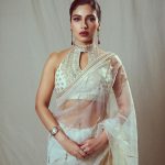 Bhumi Pednekar Instagram - Not saree about how pretty I look ❤️ Saree @gopivaiddesigns @amigos.rizwan Jewelry @uncut_byaditiamin @ascend.rohank Bag @fizzygoblet @elevate_promotions Styling @tanghavri @nidhijeswani Photographer @lisadsouza