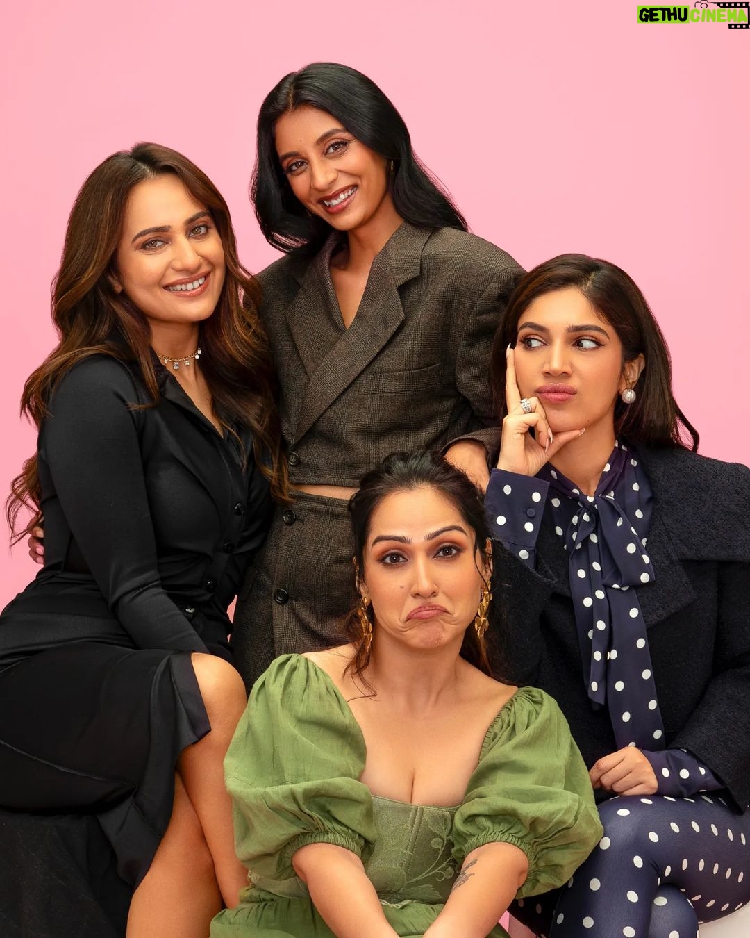 Bhumi Pednekar Instagram - The squad is ready for the weekend!😎 #ThankYouForComing is now streaming on Netflix Styled by - @manishamelwani @devanshi.15 Outfits Bhumi - @maisonvalentino Kusha - @coucoo Shibani - @truffle_india Dolly - @thelocalvintage_ @shehnaazgill @karanboolani @balajimotionpictures @akfcnetwork