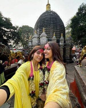Bhumi Pednekar Instagram - Jai Maa ✨🙏❤️ 
#maakamakhya