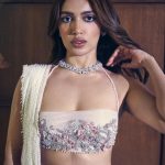 Bhumi Pednekar Instagram - First Saree Of 2024 ;) . . . . Saree @labeldebelle @vandafashionagency Jewelry @anayah_jewellery @spiffypublicrelations Styling @tanghavri @nidhijeswani Hair @hairstories_byseema Clicked by @lisadsouza