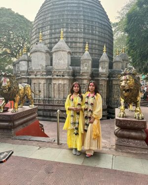 Bhumi Pednekar Instagram - Jai Maa ✨🙏❤️ 
#maakamakhya