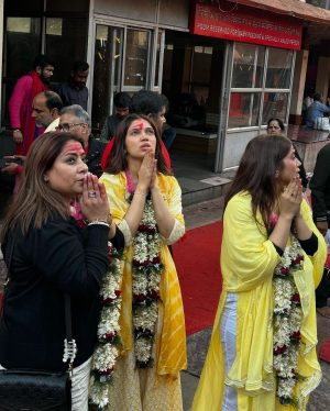 Bhumi Pednekar Instagram - Jai Maa ✨🙏❤️ 
#maakamakhya