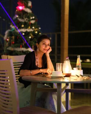 Bhumika Chawla Instagram - Happy 2024 ✨✨ go shine bright … work hard ../ enjoy .. relax …. Just be … climb the mountains , swim the seas , fly through skies … just be home … walk on beach …. Try new things … 
Be grateful … 
Be grateful ..
Be grateful …
Be kind … 
Be a learner 
Be a teacher …
Be a somebody ..
Be a nobody … 

Be free …. 
Plan and yet not for though we look far and beyond …
It’s all here … ✨✨✨✨✨❤️