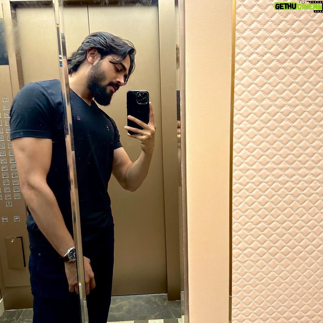 Bhuvan Bam - 1.4 Million Likes - February dump!