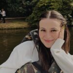 Bia Jordão Instagram - eu gosto de flores, mas eu tenho um jardim 🪻 Gramado - RS