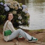 Bia Jordão Instagram - eu gosto de flores, mas eu tenho um jardim 🪻 Gramado - RS