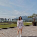 Bia Jordão Instagram - bienal, to pronta! 🤍 #Bienal40Anos Rio de Janeiro, Rio de Janeiro