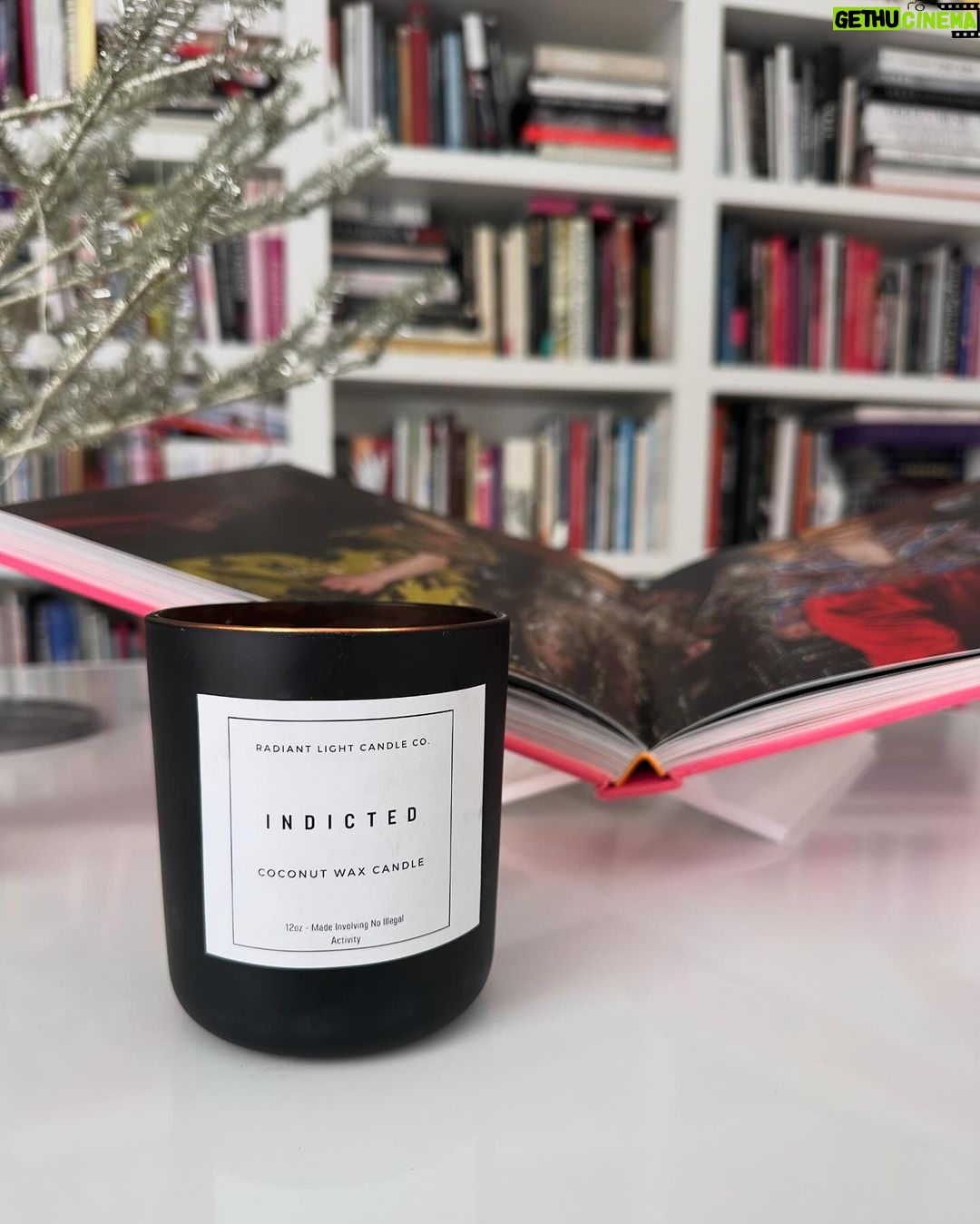 Bianca Del Rio Instagram - THANK YOU @loganxhardcore for my AMAZING @radiantlightcandleco CANDLES! ❤️❤️❤️❤️❤️❤️❤️❤️❤️❤️❤️❤️❤️ It’s the perfect candle to burn when you are trying to cover up a decomposed body! ❤️