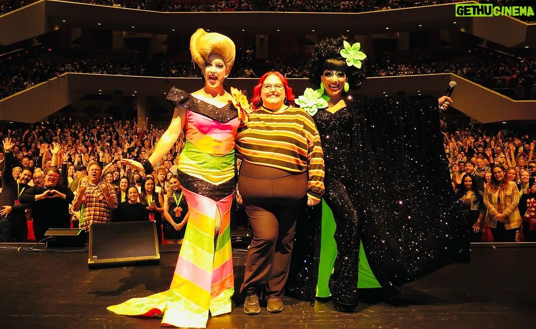 Bianca Del Rio Instagram - THANK YOU ๐ฉท๐๐งก @suttonleeseymour HAMILTON, ONTARIO OTTAWA, ONTARIO MONTREAL, QUEBEC KITCHENER, ONTARIO DETROIT,MICHIGAN DEAD INSIDE WORLD TOUR CONTINUES ๐ฉท๐๐งก