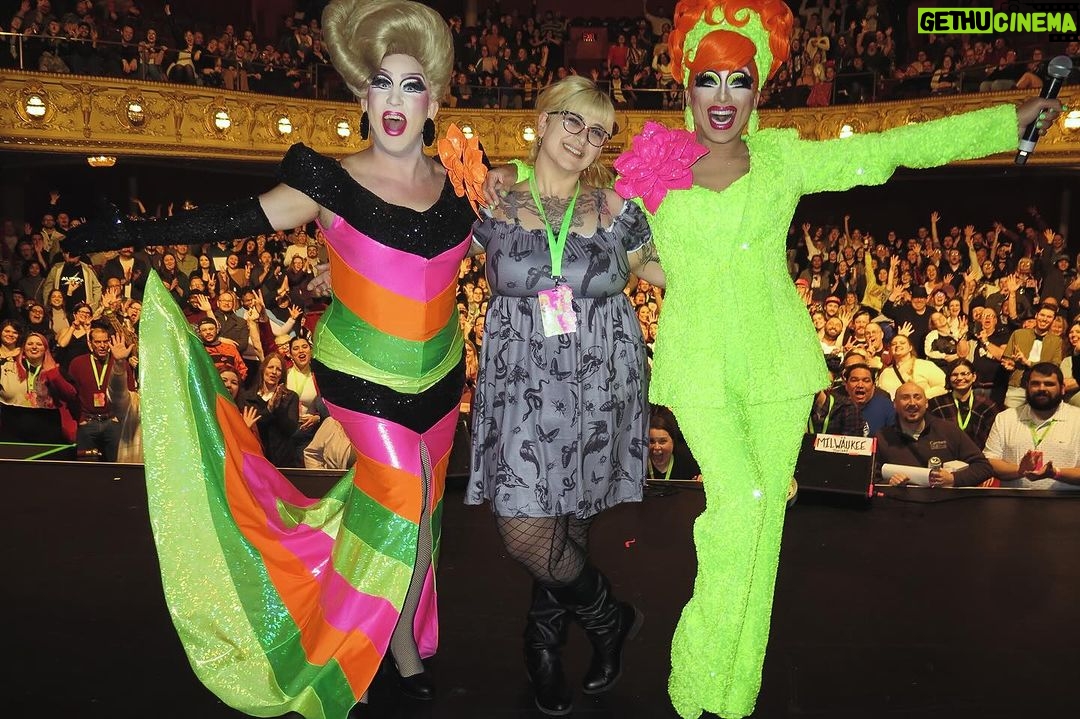 Bianca Del Rio Instagram - THANK YOU🩷💚🧡 MILWAUKEE, WISCONSIN 🧡💚🩷 DEAD INSIDE WORLD TOUR CONTINUES…… Pabst Theater