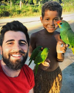 Bilal Hancı Instagram - Bütün dünyanın pisliğinden uzakta saf temiz bir güzellik seni tanıdığıma sevindim gabriel ☺️👍🏻