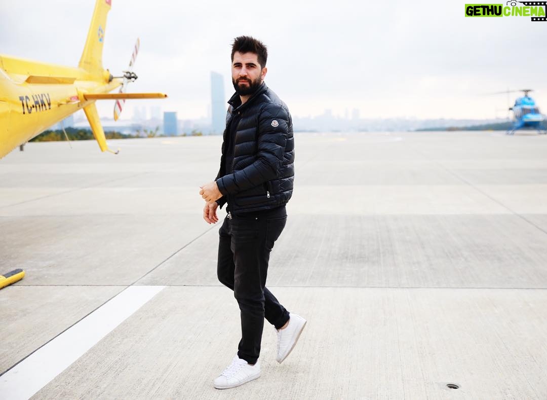 Bilal Hancı Instagram - Uçuşa hazır mıyız 😏