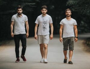 Bilal Hancı Instagram - Fatih Tekke, Gökdeniz ve Yattaradan sonra en iyi 3 lü 😂