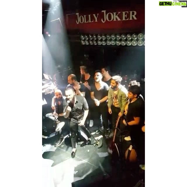 Bilal Hancı Instagram - Ölmeden yapılacaklar listenize @berkaysahinn konserine gitmeyi kesinlikle ekleyin çok çok İyi 👍🏻👍🏻 Ve benim o sahnede ne işim var 😂😂😂
