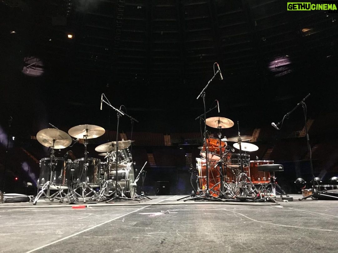 Bill Burr Instagram - Had some fun before the show last night at the Forum! @DaveElitch