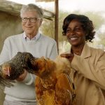 Bill Gates Instagram – My experience learning from Mary Mathuli, a smallholder farmer in rural Kenya, taught me a couple important lessons. First, my farming skills — like holding a chicken and swinging a hoe — need some work. Second, and more importantly, I got a personal reminder of how resourceful and resilient African smallholder farmers like Mary are. Battered by years of drought and other extreme weather patterns, they are developing new skills and embracing new technologies to adapt to some of the toughest conditions for growing crops and raising livestock.