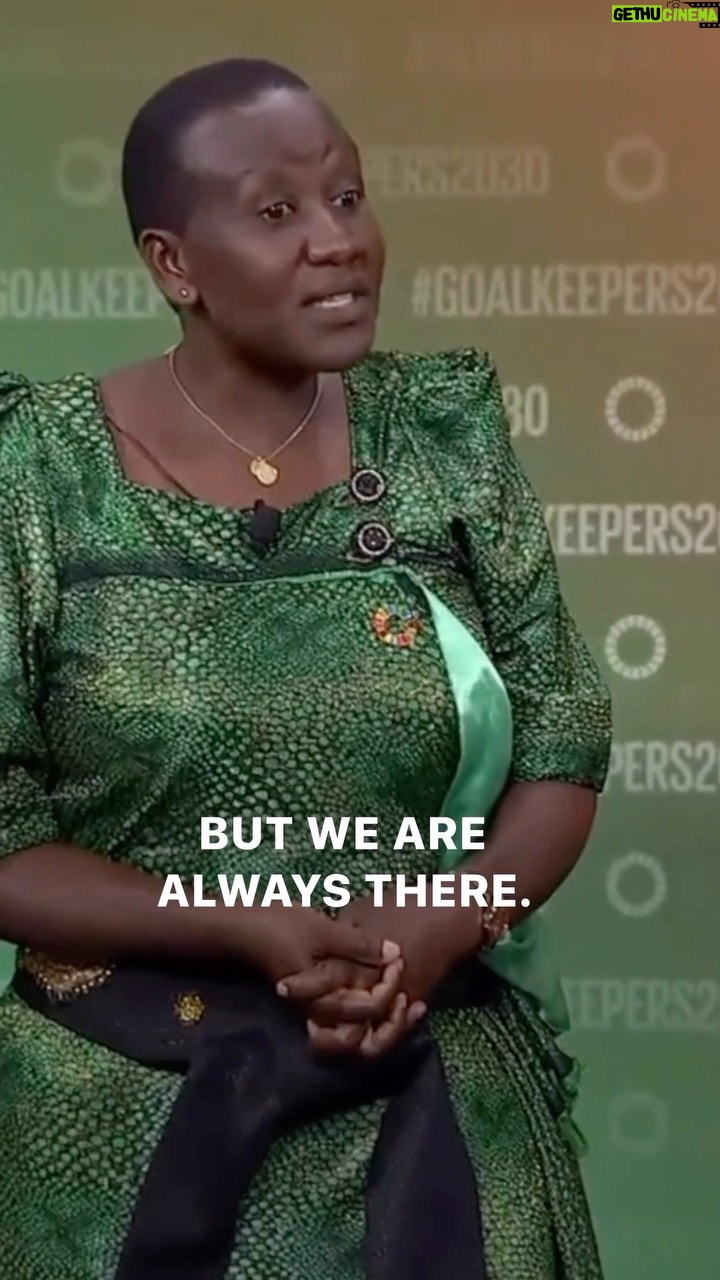 Bill Gates Instagram - The lifesaving role of midwives cannot be overstated—and Eva Nangalo is an exemplar in the field. I’m thrilled she could share her incredible knowledge with our Goalkeepers community.