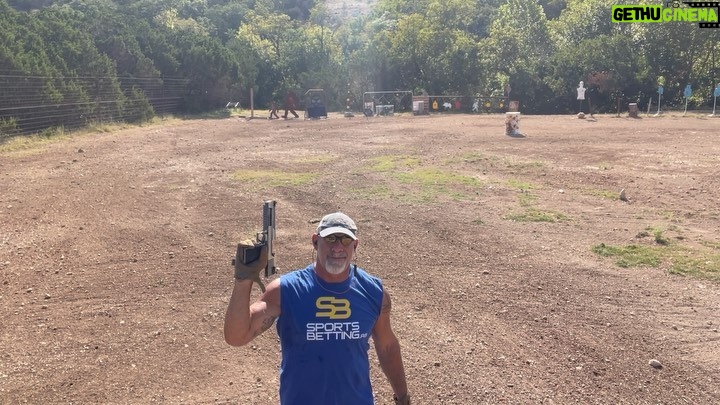 Bill Goldberg Instagram - Shaking the earth with my #deserteagle ππ€π€£ Note the difference in the 2 guns! #1911 vs #deserteagle #sundaygunday #firearms #1911pistol #spear #rangeday #jackhammer #whosnext #shockwave #guns #ammo #45cal #50ae π₯ΉπͺπΊπΈ @goldbergsgarage #goldbergsgarage