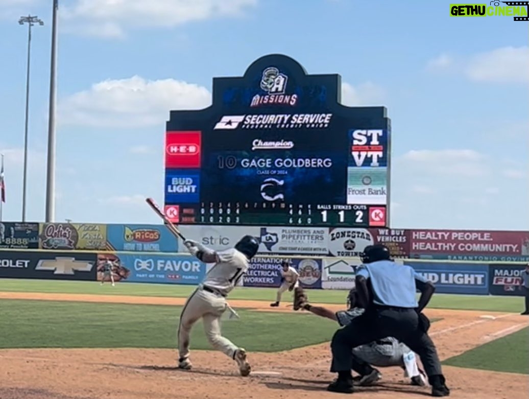 Bill Goldberg Instagram - Down to the #finalfour !! @goldberg21_99 and his #boernechampion #chargers are headed to the #texas #highschool #baseball #statefinals 👏👏👏 So proud of this group of kids and their stellar coaching staff!! #whosnext #spear #jackhammer #letsgo #underdogs