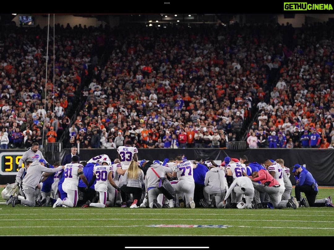 Bill Goldberg Instagram - Being witness to what transpired last night with Damar Hamlin was terrifyingโฆโฆ a GAME that is so violent but ultimately so rewarding. People find it hard to understand why anyone would risk so muchโฆโฆ for just a game. Truly difficult to explain but I can relate. #footballismylife Prayers ๐๐๐๐ @coreyborner24 ๐๐๐๐