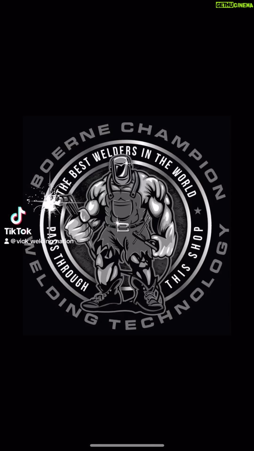 Bill Goldberg Instagram - #boernechampionchargers Ag/Welding students built this incredible weight room Bell to bring a “ring of tradition” to a state championship. 👏👏 Bravo boys and girls!!! 🙏 #spear #jackhammer #whosnext #highschool #texas