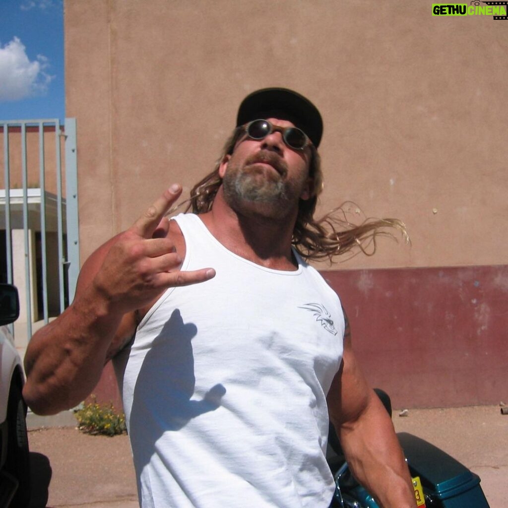 Bill Goldberg Instagram - Trying out a new do…….. thoughts? 😬😳 Actually, this was my disguise of choice to and from set during the filming of the #longestyard . Rented a motorcycle and I figured I would blend right in!! 😬#mullet #spear #jackhammer #whosnext #motorcycle #hair #wigs #oakleymars