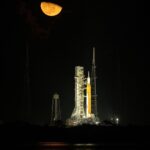 Bill Nye Instagram - Here’s wishing Artemis I a safe journey and the joy of discovery. Ad Luna! 📸: NASA/Bill Ingalls